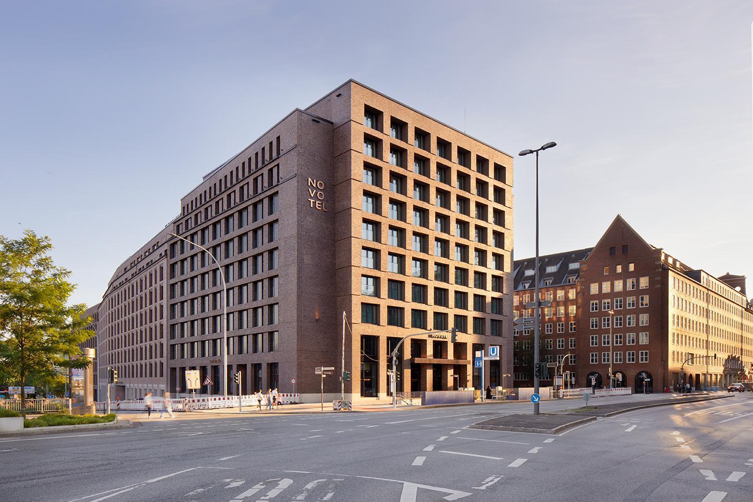 Novotel Hamburg Central Station Exterior photo